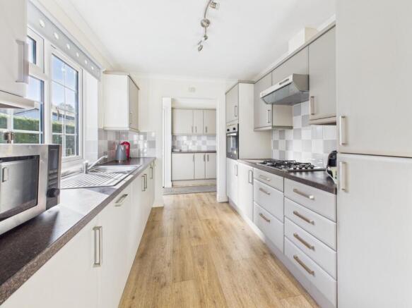 2 bed Park Home for sale Image 5