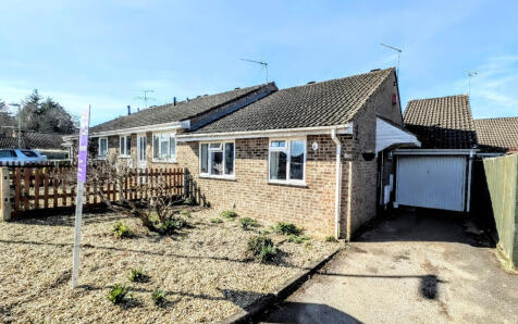 Lilac Close, Bordon, Hampshire, GU35