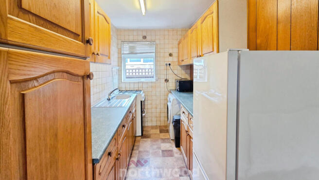 3 bed Bungalow for sale Image 5