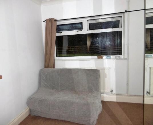 Bedroom 3 (FRONT)