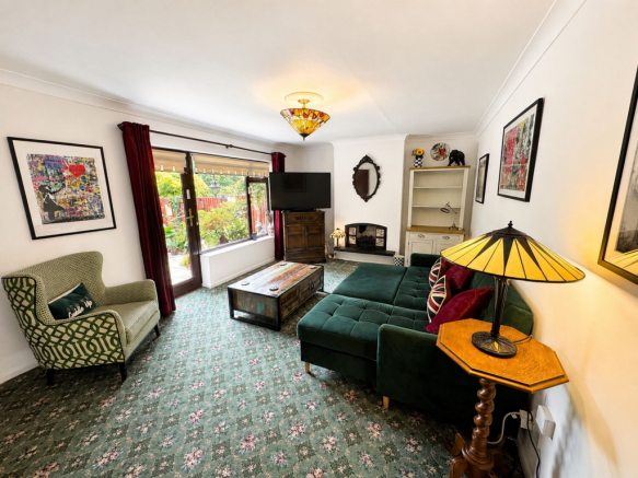 Hornbeam Rd CM16
