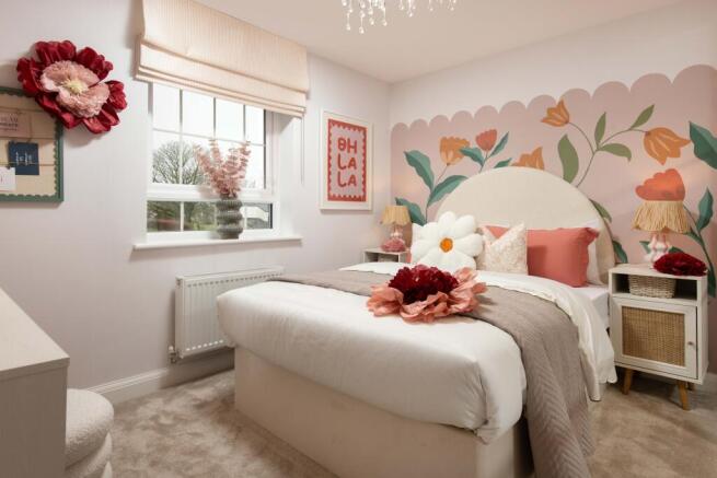 4 bed Detached for sale Image 8