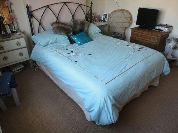 3rd Photo of Bed 1