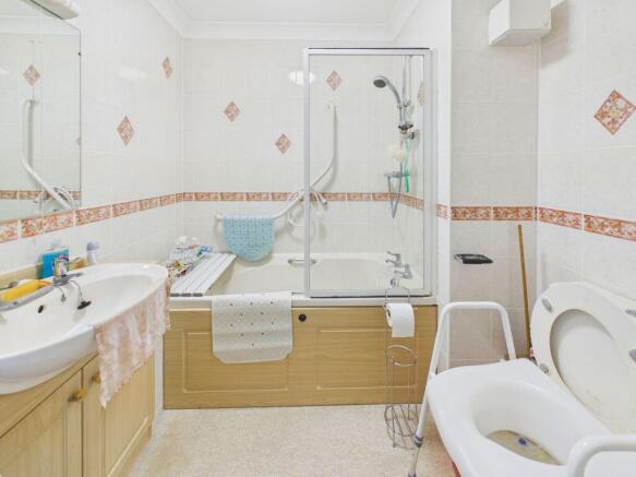 1 bed Apartment for sale Image 7
