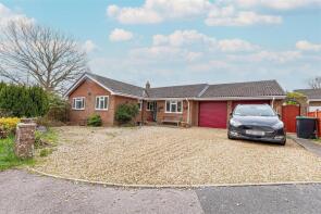 1, Noon Gardens, Verwood BH31 7XQ