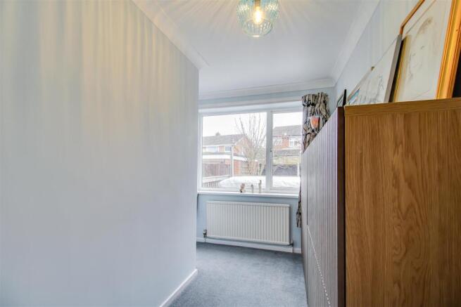 4 bed Detached for sale Image 7