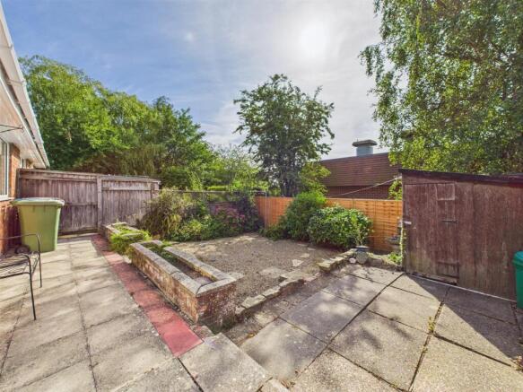 2 bed Semi-Detached Bungalow for sale Image 9