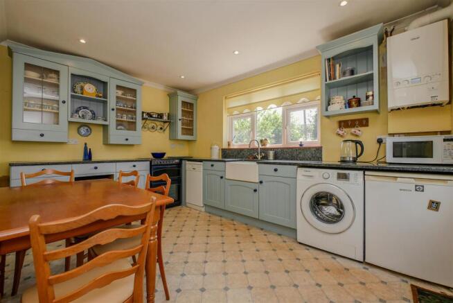 Kitchen/Breakfast Room