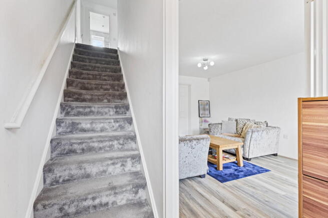 4 bed Detached for sale Image 10