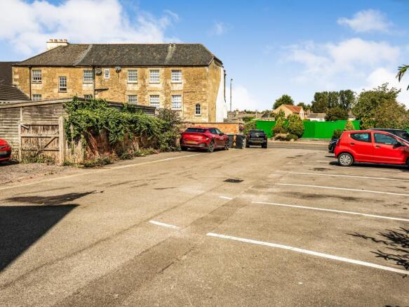 Flat 5, Bolwell Place, Wiltshire, SN12 7FB photo 5