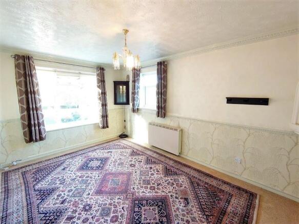 Living Room.jpg