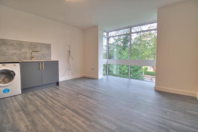 Open plan lounge/kitchen