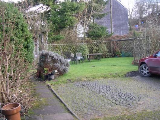 Garden/Parking