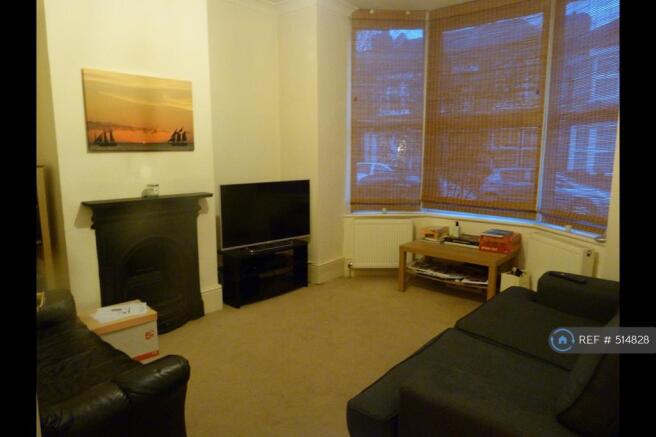 Lounge With Bay Window