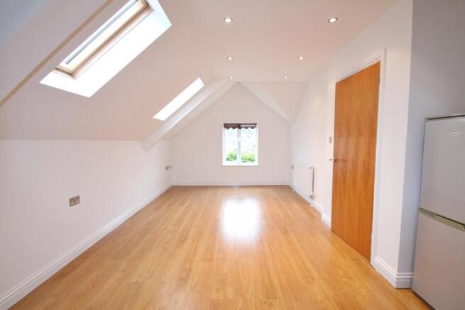 6 Prestbury Lodge 01