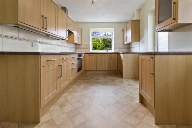 9 Southsea Avenue-006.JPG