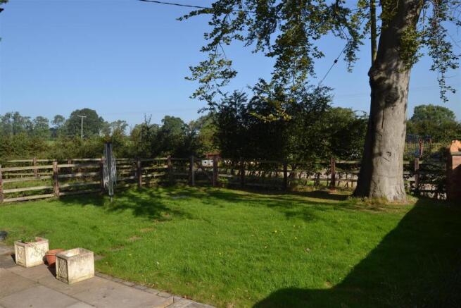 Top Lodge garden.JPG