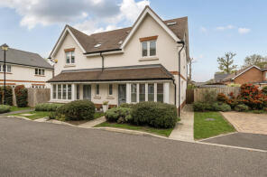 35, Bryan Gardens, Binfield, Bracknell RG42 4JQ