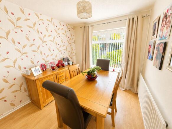 3 bed Terraced for sale Image 5