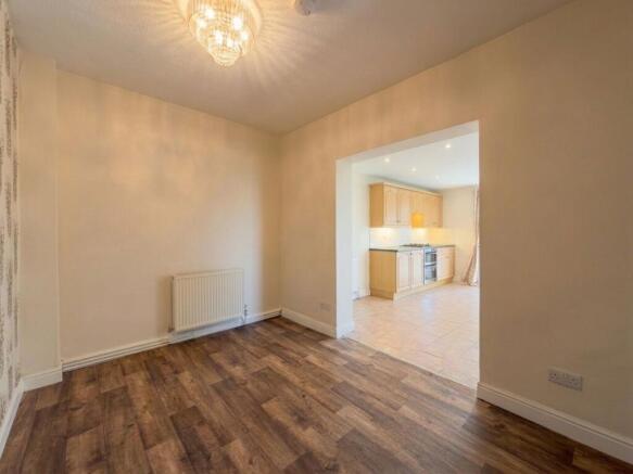 2 bed Semi-Detached for sale Image 8