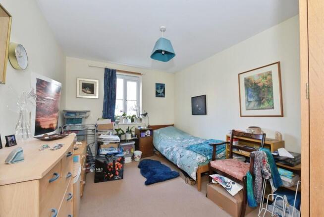 2 bed Flat for sale Image 6