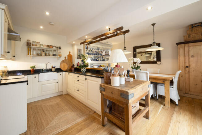 Kitchen/Dining Room