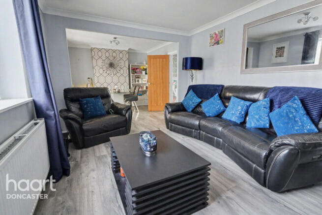 3 bed Semi-Detached for sale Image 7