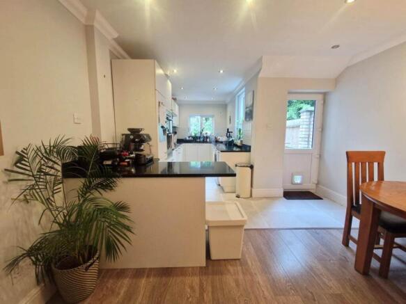 Kitchen/Dining Room