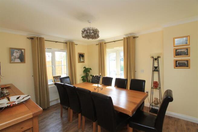 Dining Room.JPG