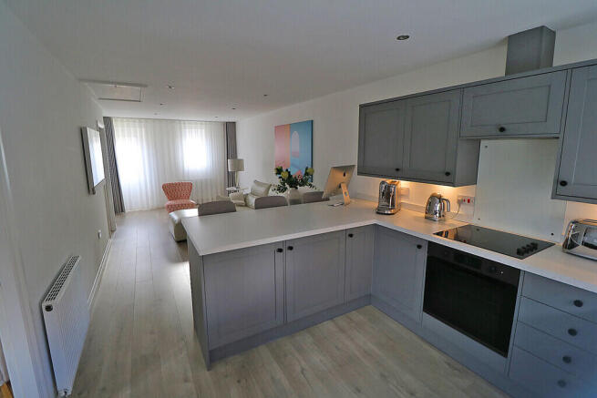 Sycamore Close, Epworth photo 3