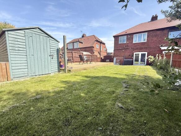 3 bed Semi-Detached to rent Image 10
