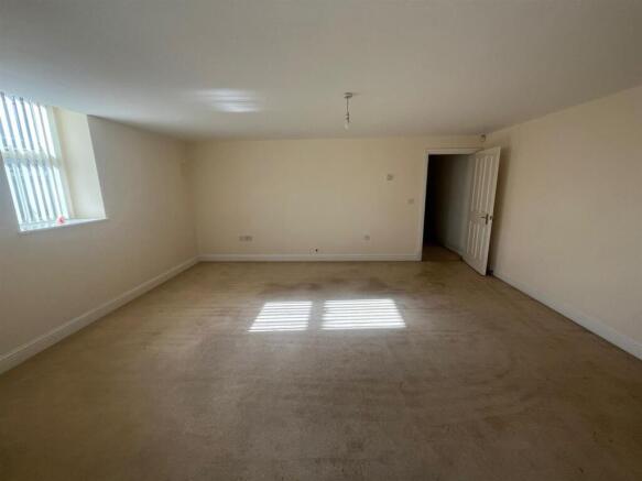 1 bed Apartment for sale Image 7