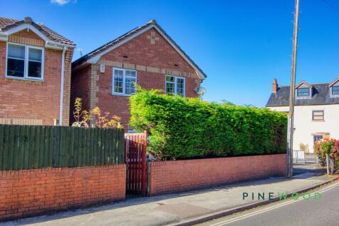 Station Road, Clowne, S43