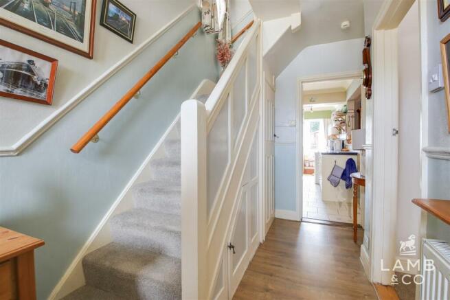 ENTRANCE HALLWAY