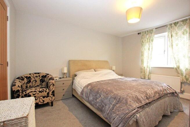 4 bed Not Specified for sale Image 9