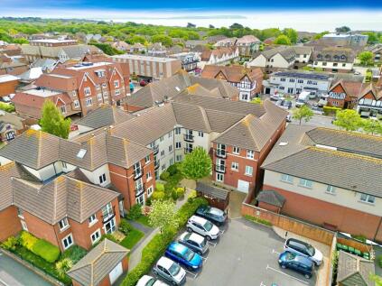 Lymington Road, Highcliffe, Dorset. BH23 5HD