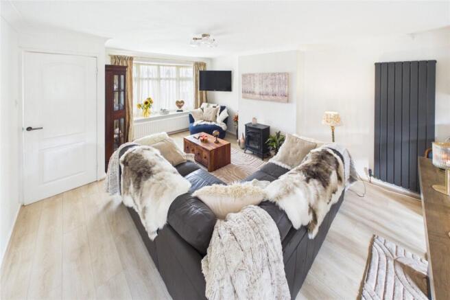 3 bed Semi-Detached for sale Image 7
