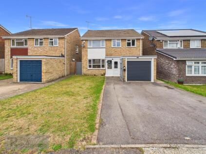 Somerville Drive, Pound Hill, Crawley