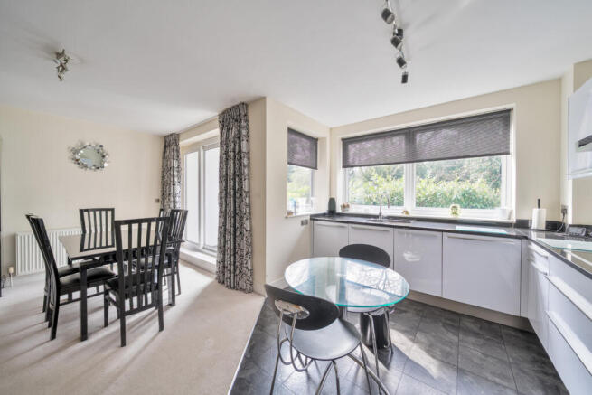 1434021-15-69c13a...