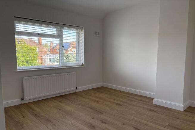 Bedroom 2 (Main)