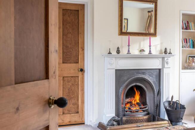 SITTING ROOM