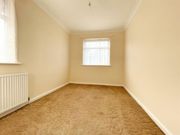 Bedroom 3.jpg
