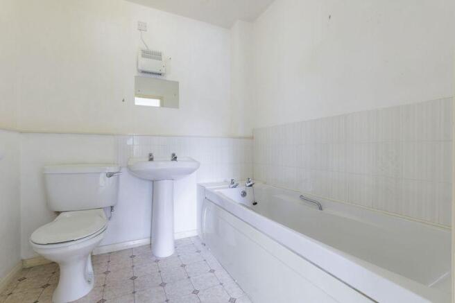 En suite bathroom