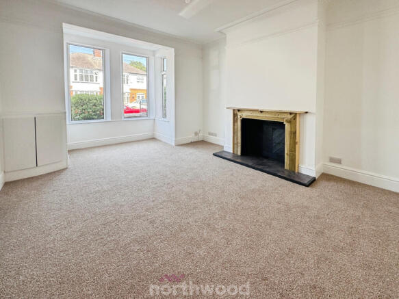 4 bed Terraced to rent Image 7