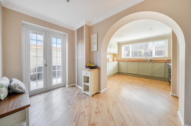 1424282-10-69aeef...