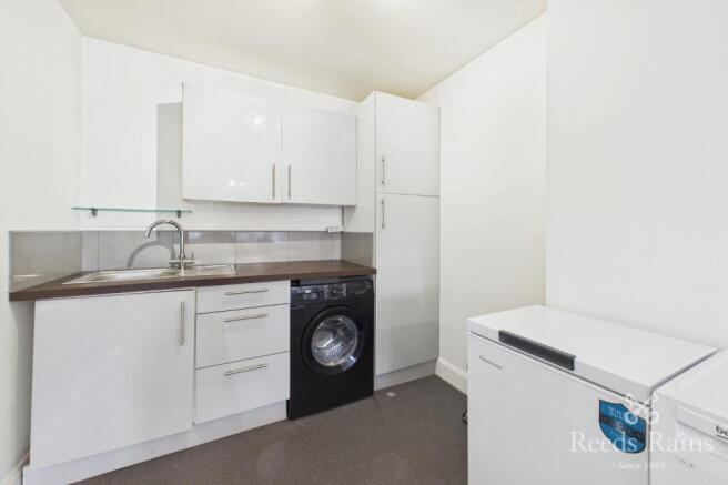 4 bed Terraced for sale Image 9