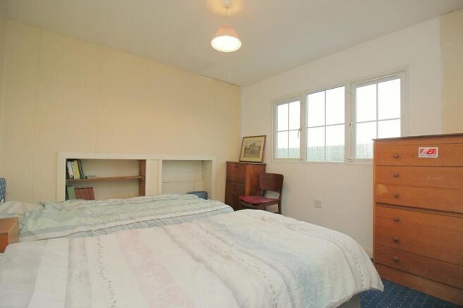 3 bed House for sale Image 10