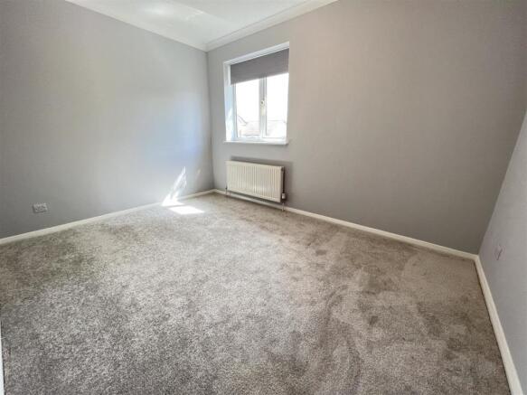 8 - House for Sale, Warmley.JPG
