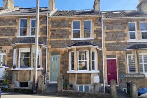 6, Gillingham Terrace, Walcot, Bath BA1 6LL