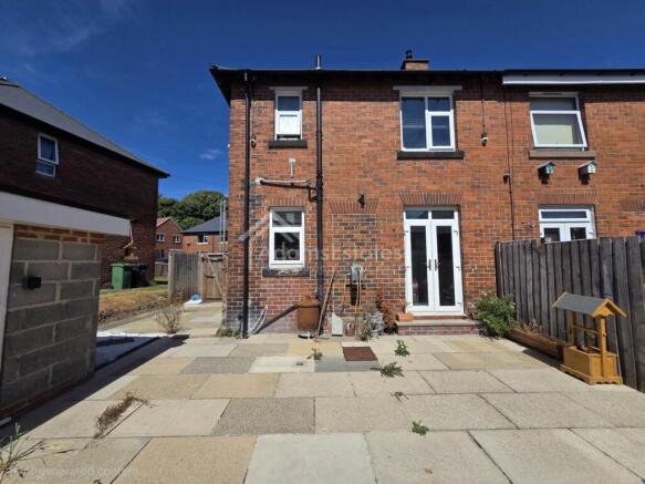 3 bed Semi-Detached for sale Image 12